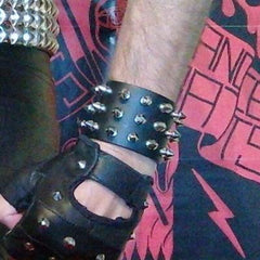80's Metal - 3 Row Short Spike Wristband