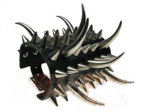 80's Metal - 7 Row Cone & Large Tusk Arm Gauntlet